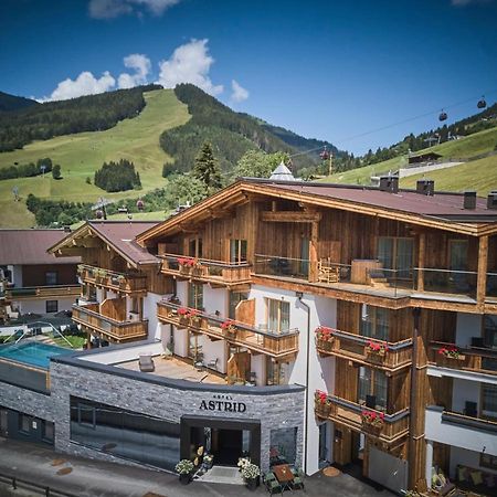 Hotel Astrid Saalbach-Hinterglemm Exterior foto