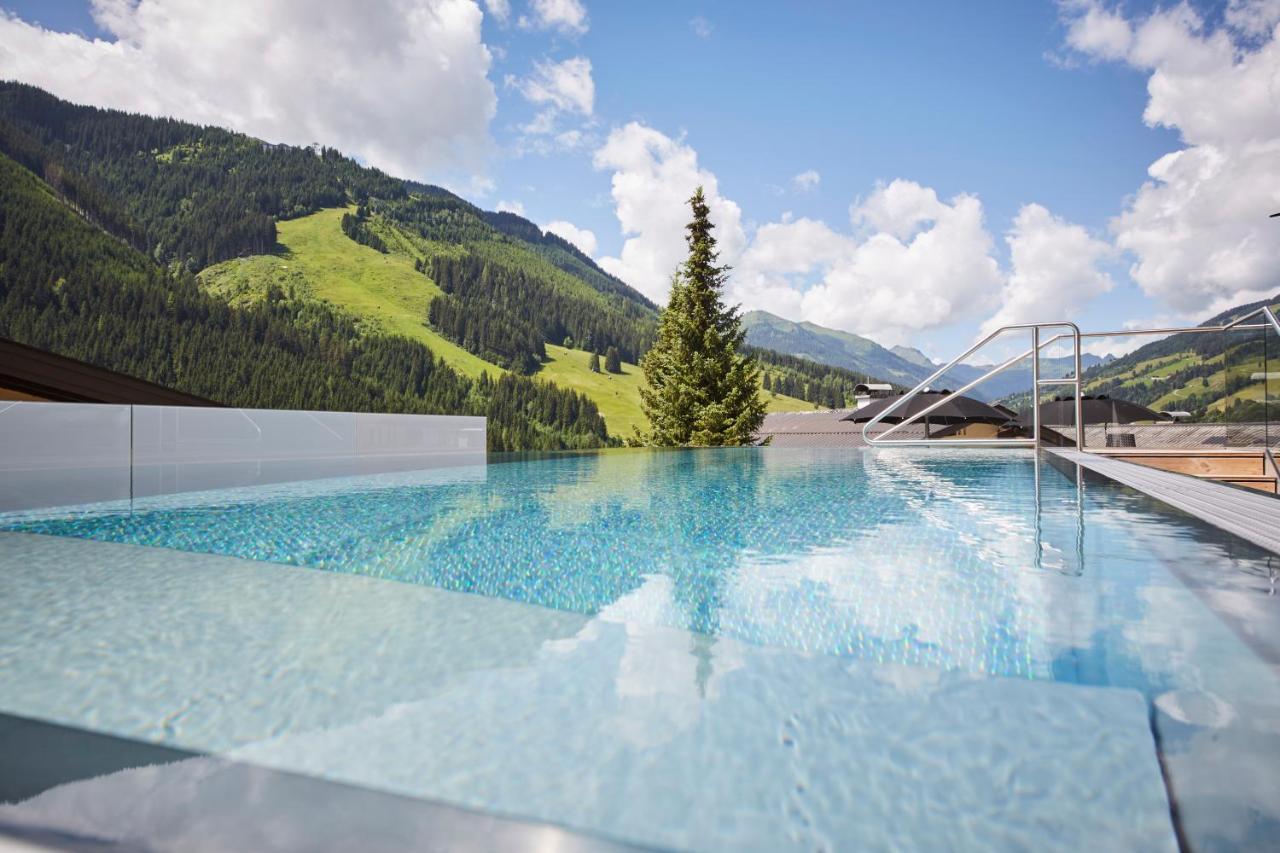 Hotel Astrid Saalbach-Hinterglemm Exterior foto