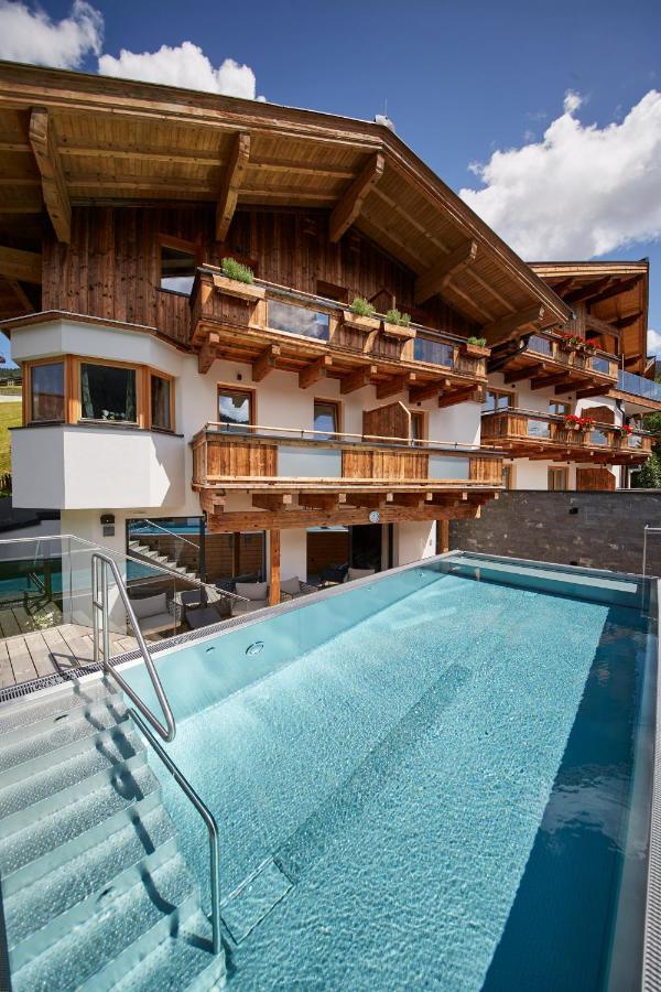 Hotel Astrid Saalbach-Hinterglemm Exterior foto