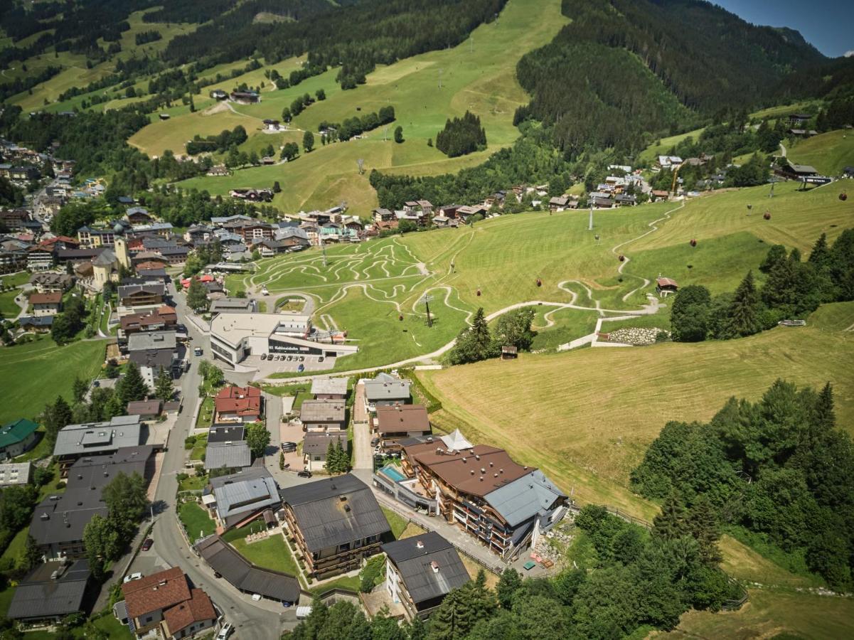 Hotel Astrid Saalbach-Hinterglemm Exterior foto
